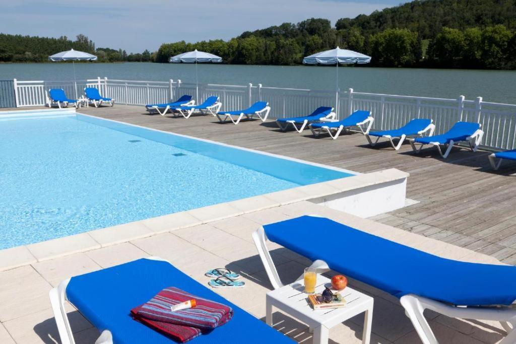 Residence Pierre & Vacances Le Hameau Du Lac Marciac Bagian luar foto