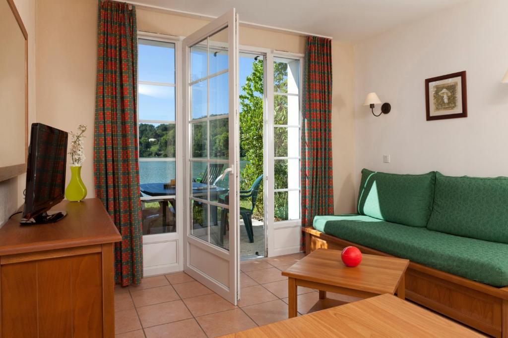 Residence Pierre & Vacances Le Hameau Du Lac Marciac Ruang foto